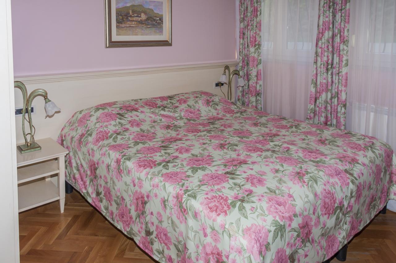 Hotel Miramar Opatija Oda fotoğraf